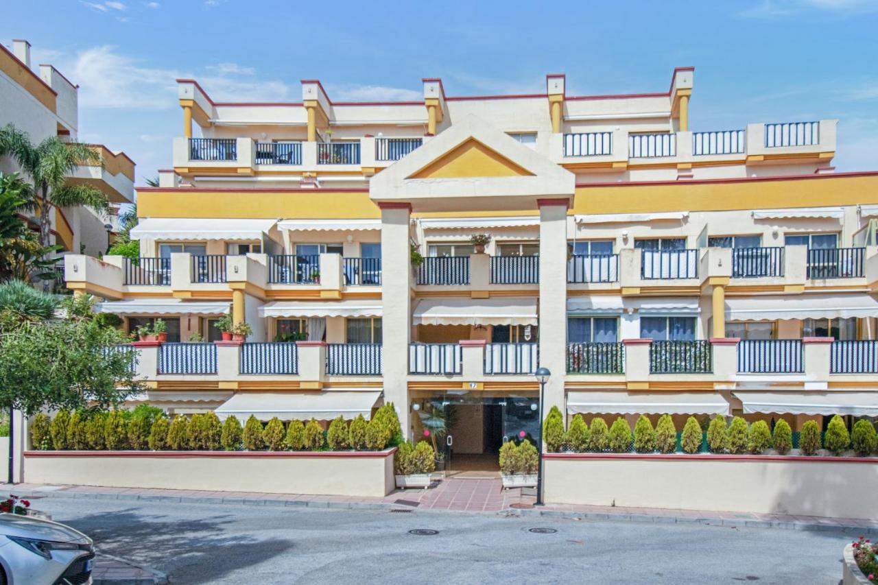 Modern Beach Apartment Romana Playa 723 In Marbella, Elviria Exterior foto